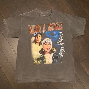 Mary J Blige T-Shirt size Large